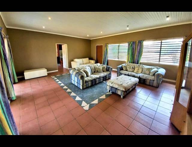 16,134M² FARM FOR SALE IN HARTBEESFONTEIN AH